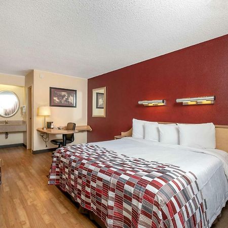 Red Roof Inn Philadelphia - Oxford Valley Лангхорн Экстерьер фото