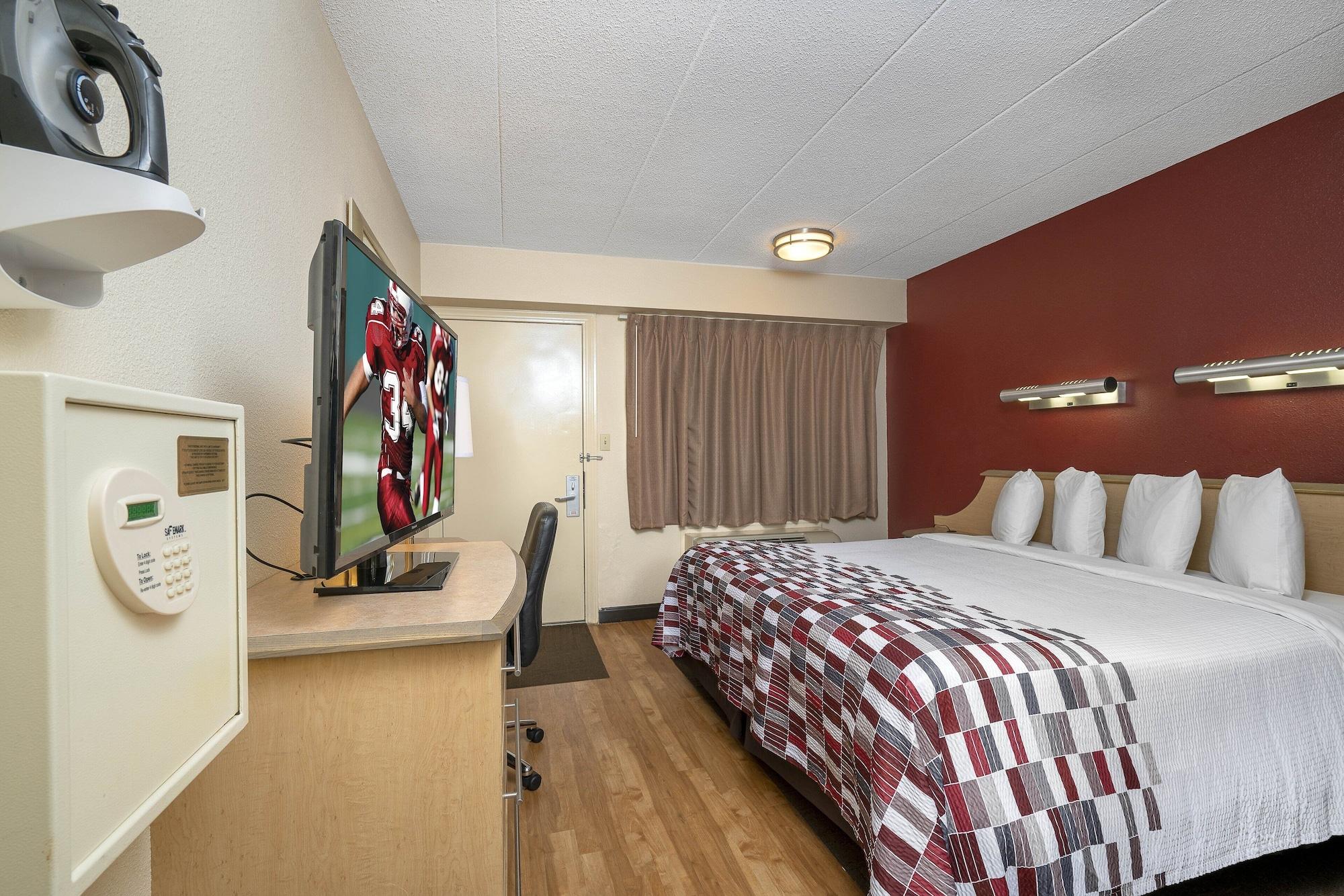 Red Roof Inn Philadelphia - Oxford Valley Лангхорн Экстерьер фото