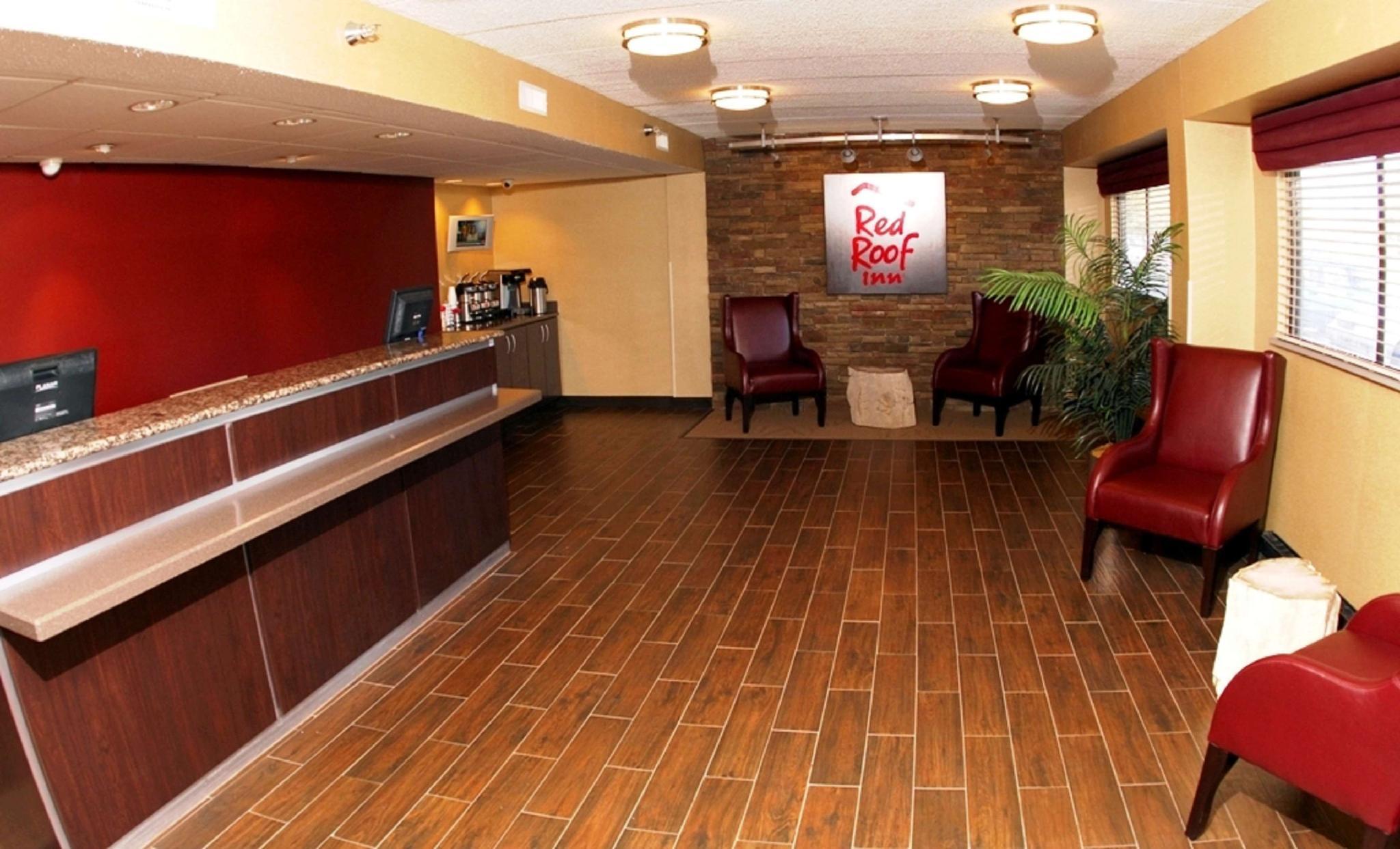 Red Roof Inn Philadelphia - Oxford Valley Лангхорн Экстерьер фото