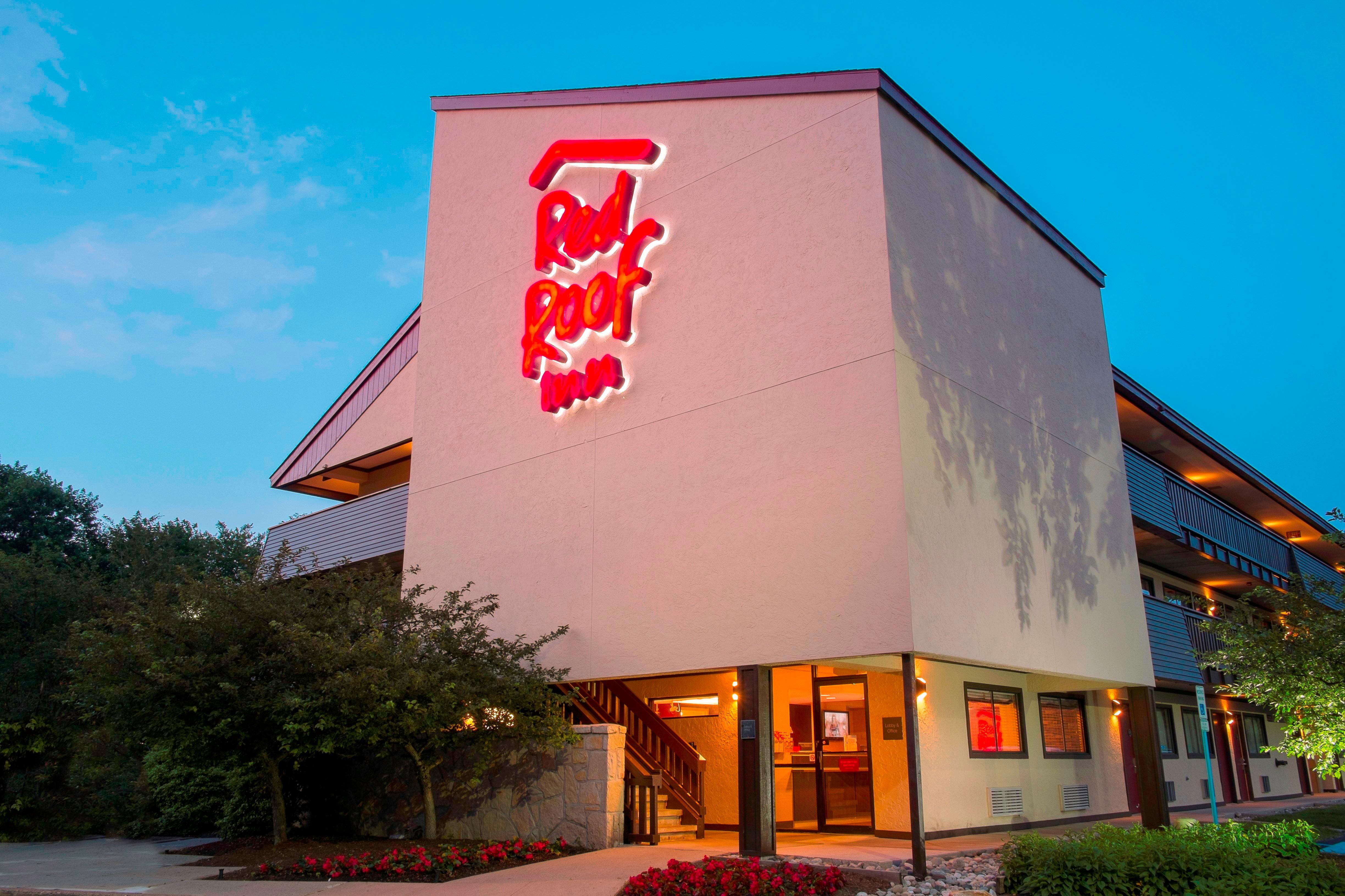 Red Roof Inn Philadelphia - Oxford Valley Лангхорн Экстерьер фото